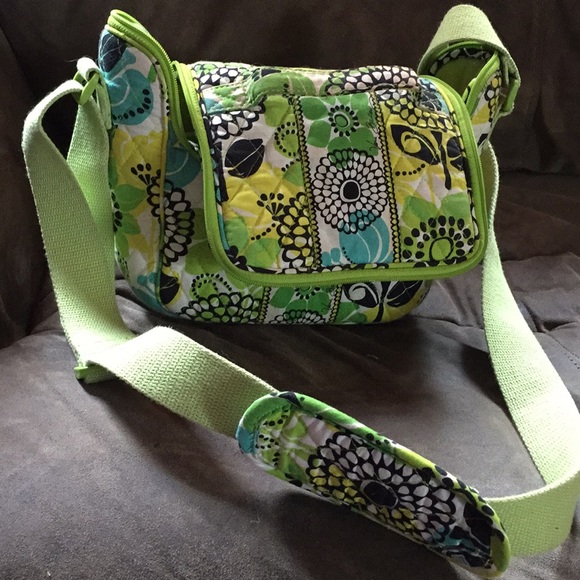 vera bradley camera bag